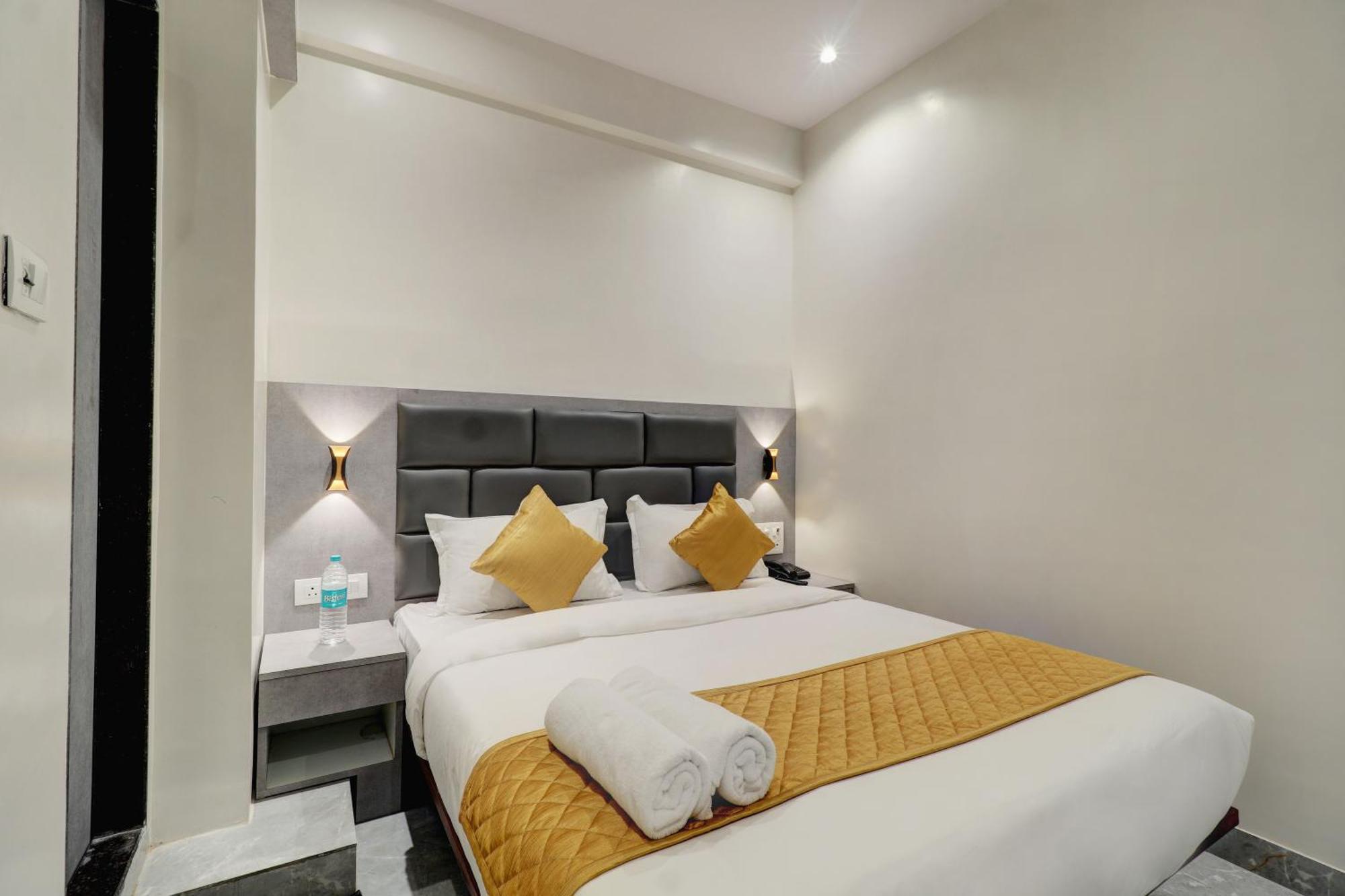 Hotel Enigma Inn Bombaj Exteriér fotografie
