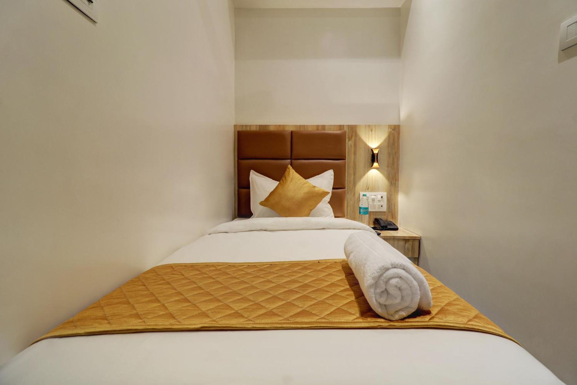 Hotel Enigma Inn Bombaj Exteriér fotografie